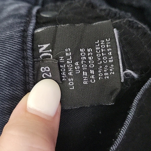 HUDSON Barbara High-Rise Super Skinny Ankle Jean - Picture 12 of 17